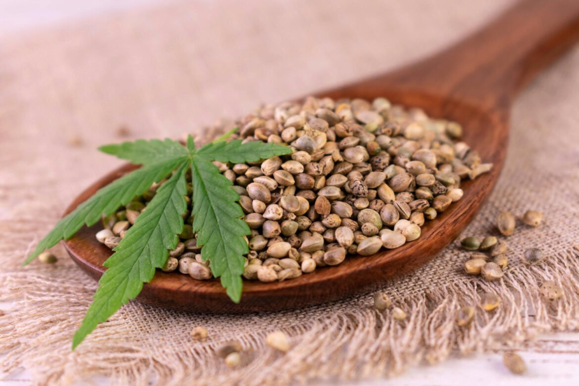 Hemp Seeds India, Bhang ke Beej ke Fayde, Plant-Based Protein, Vegan Protein Sources, Hormonal Balance Seeds, Indian Superfoods, Hemp Seeds for Skin, Hemp vs Flax vs Chia, Ayurvedic Nutrition, Clean Eating India