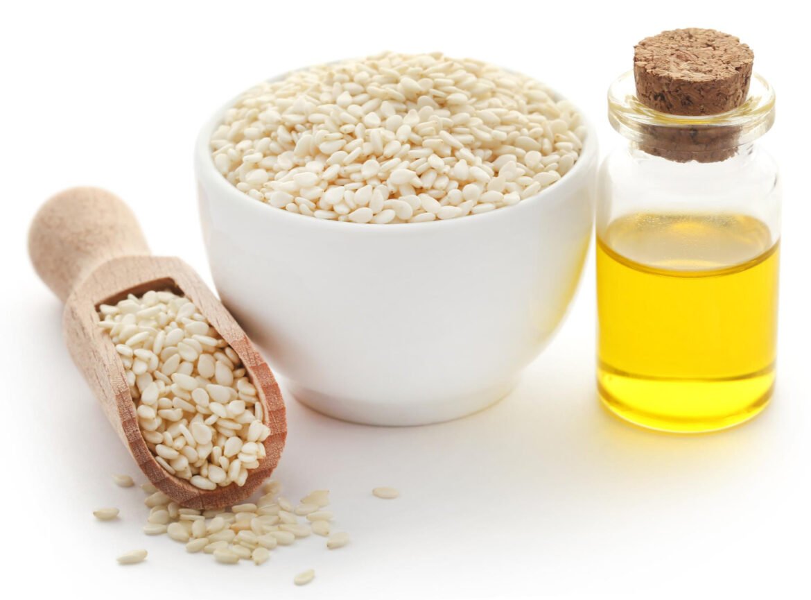 sesame seeds benefits India, til ke beej ke fayde, sesame seeds for hair growth, how to eat til seeds in Hindi, sesame seeds uses in Ayurveda, black sesame benefits, white sesame vs black sesame, til seeds for skin glow